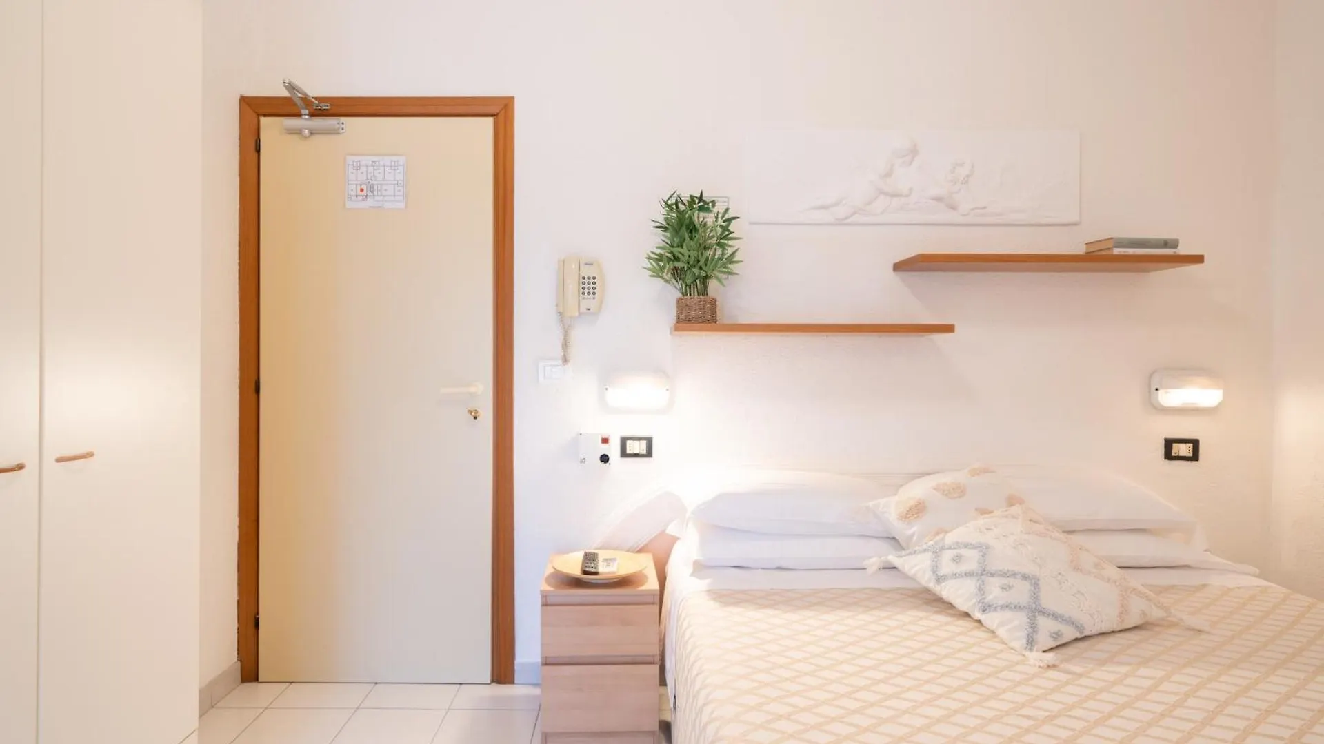 ***  Hotel Continental Cattolica Italië