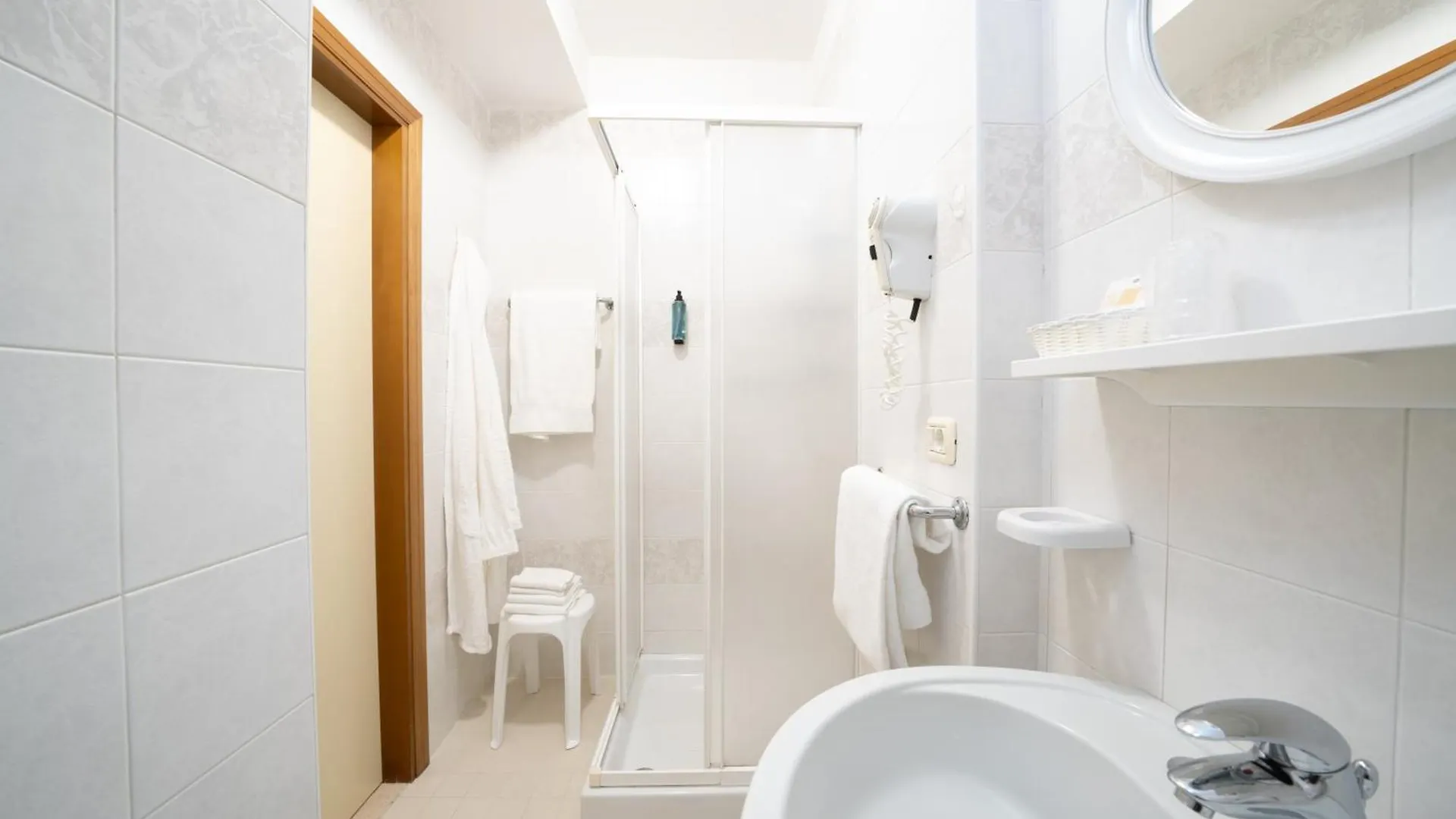 Hotel Continental Cattolica