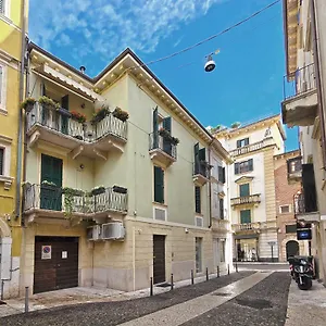  Apartment Mva Madama Aparments Italien